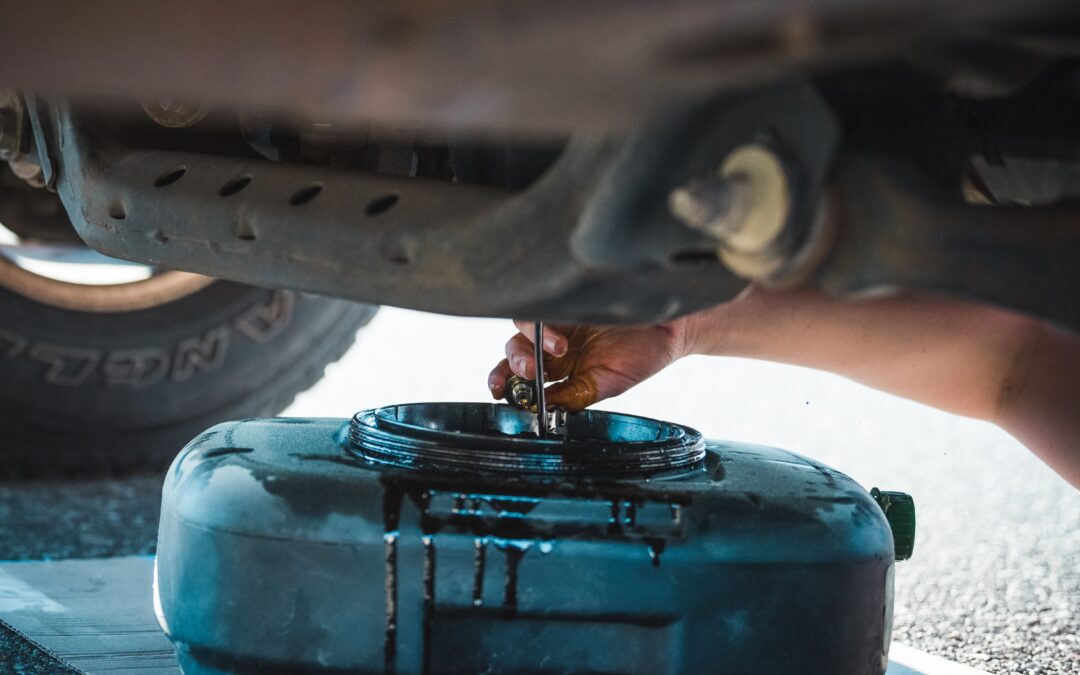 Seven Benefits of Changing Engine Oil on Time