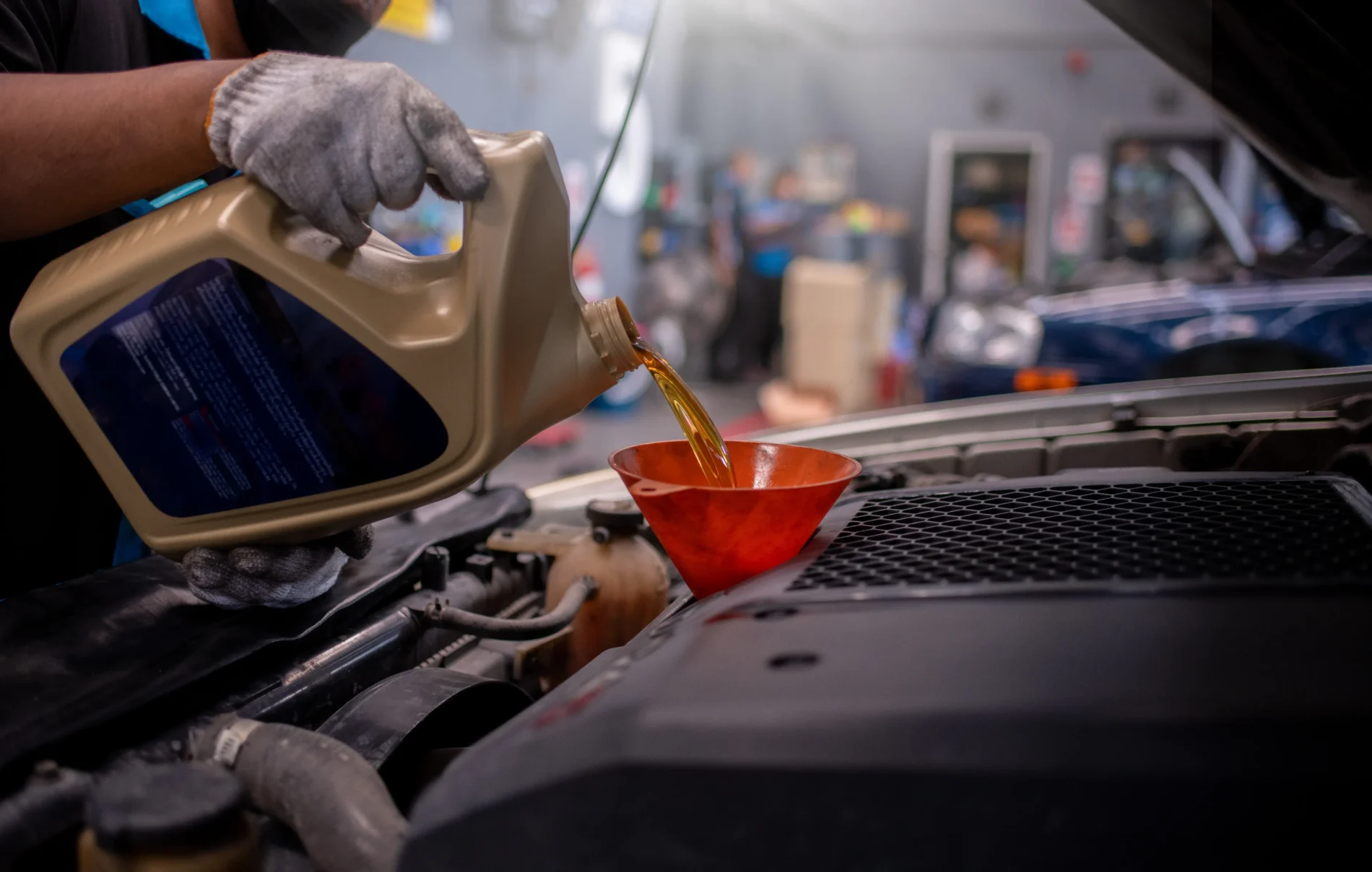 how long should an oil change take 2 scaled how long should an oil change take